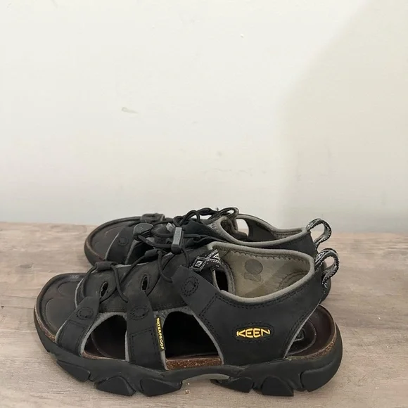 KEEN Sarasota Waterproof Leather Hiking Sandals KEEN Sarasota Waterproof Leather Hiking Sandals Mens 9 | eBay main image 4
